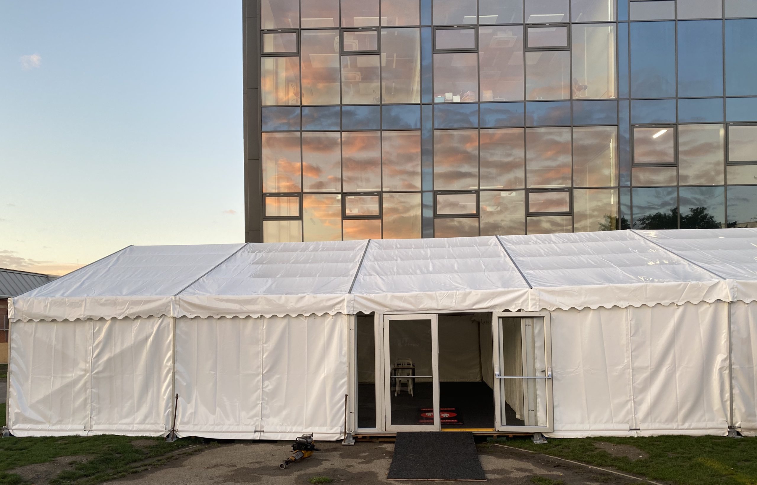 Temporary school buildings for exam season: how to expand space quickly and efficiently